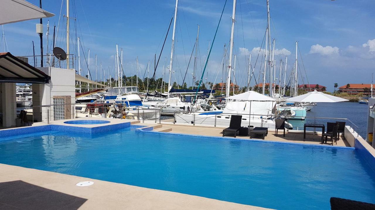 Marina Hotel At Shelter Bay Colon Exterior photo